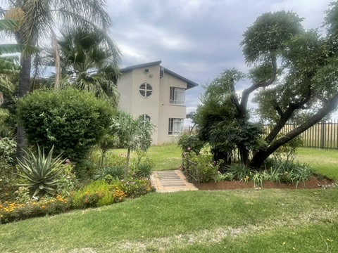 4 Bedroom Property for Sale in Drumblade A H Gauteng