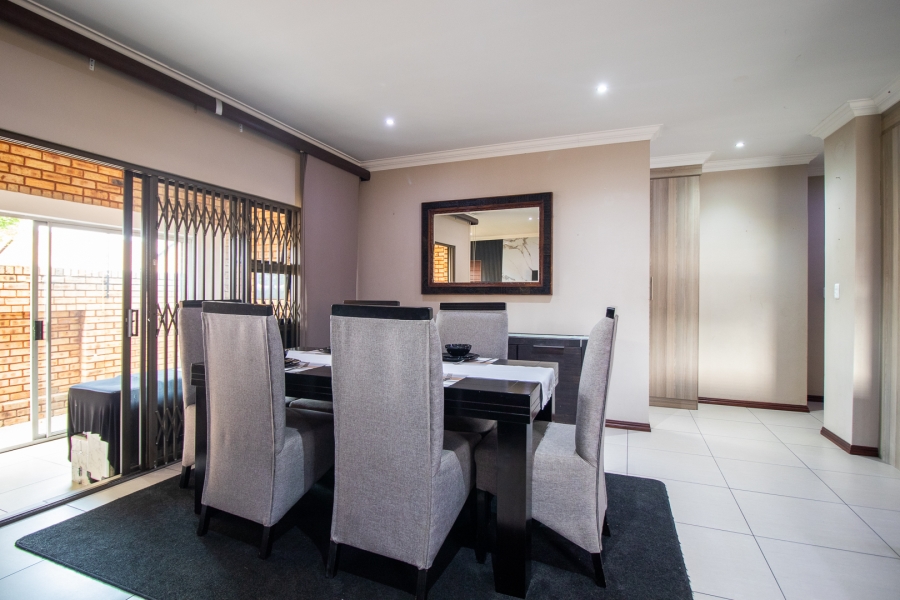3 Bedroom Property for Sale in New Redruth Gauteng