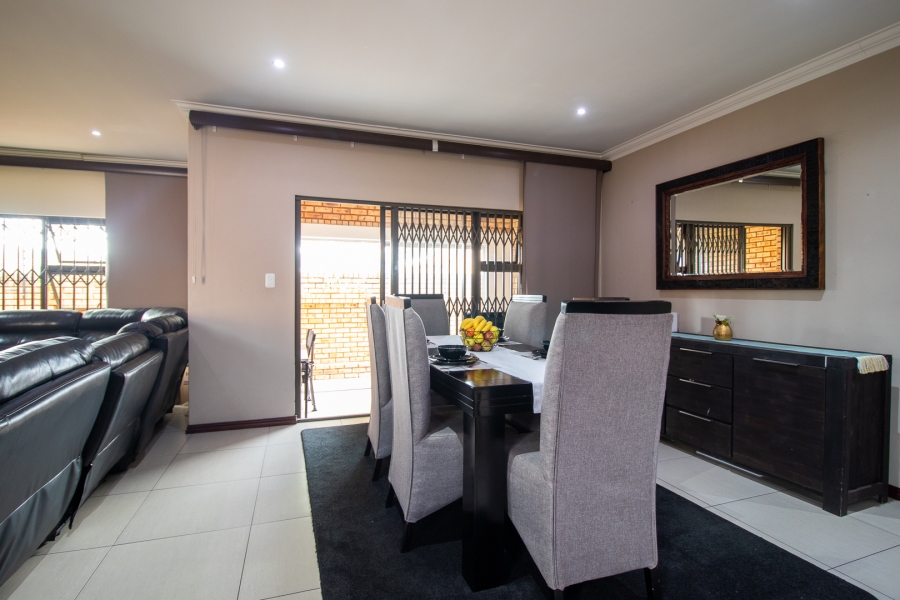 3 Bedroom Property for Sale in New Redruth Gauteng