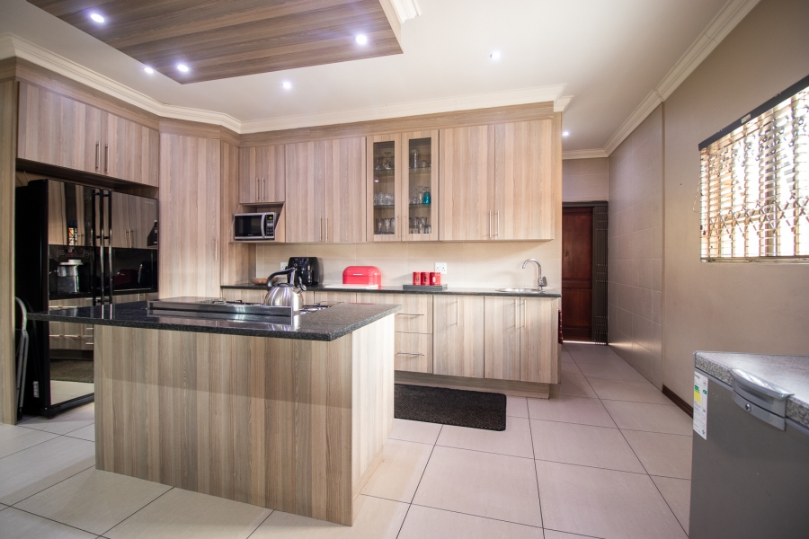 3 Bedroom Property for Sale in New Redruth Gauteng