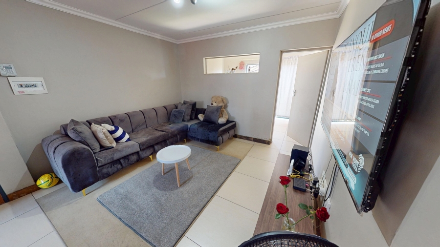 3 Bedroom Property for Sale in Andeon Gauteng