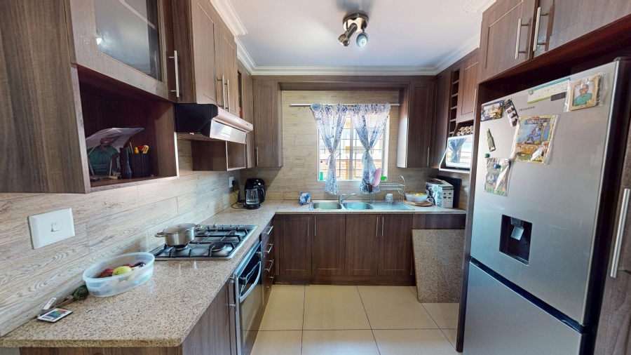 3 Bedroom Property for Sale in Andeon Gauteng