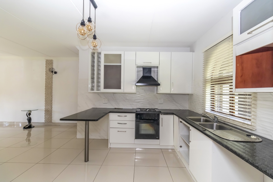3 Bedroom Property for Sale in Noordhang Gauteng