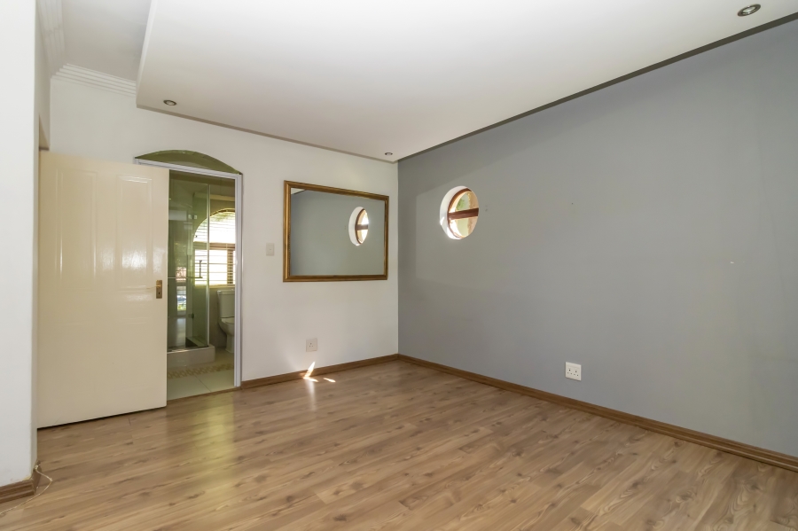 3 Bedroom Property for Sale in Noordhang Gauteng