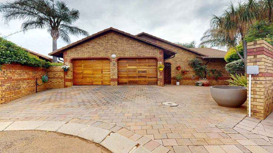 3 Bedroom Property for Sale in Rynfield Gauteng