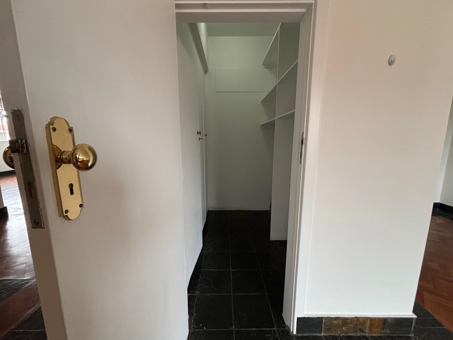 To Let 1 Bedroom Property for Rent in Killarney Gauteng