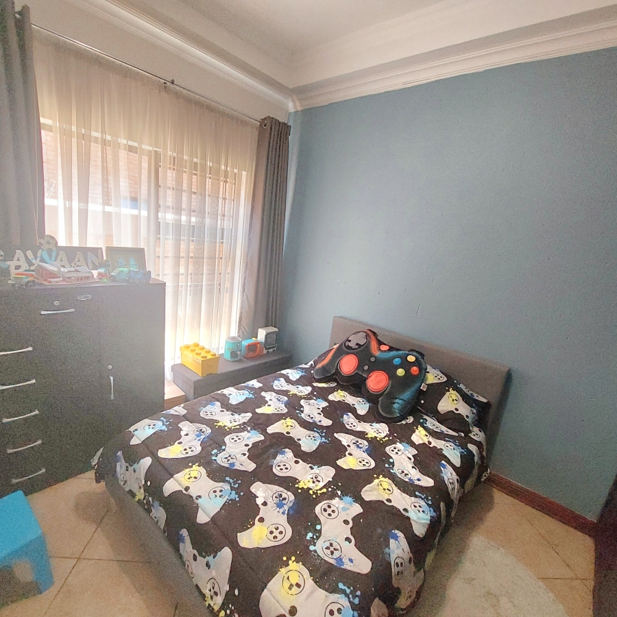 2 Bedroom Property for Sale in Ravenswood Gauteng