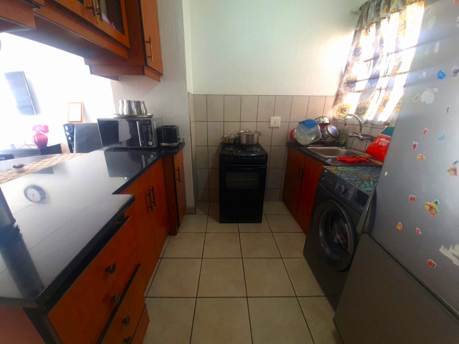 2 Bedroom Property for Sale in Whitney Gardens Gauteng