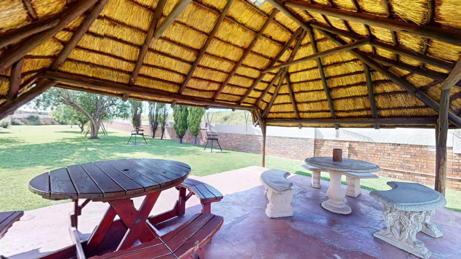 2 Bedroom Property for Sale in Witfield Gauteng