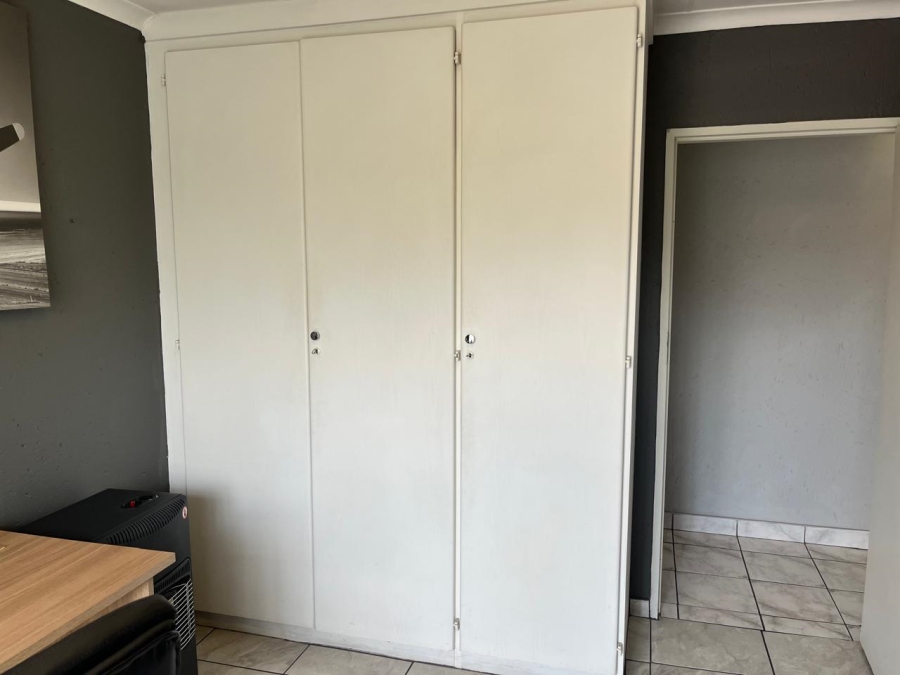 2 Bedroom Property for Sale in Eden Glen Gauteng