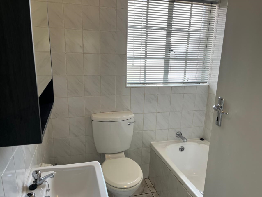 2 Bedroom Property for Sale in Eden Glen Gauteng