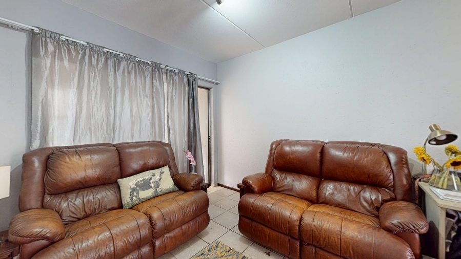 2 Bedroom Property for Sale in Brentwood Gauteng