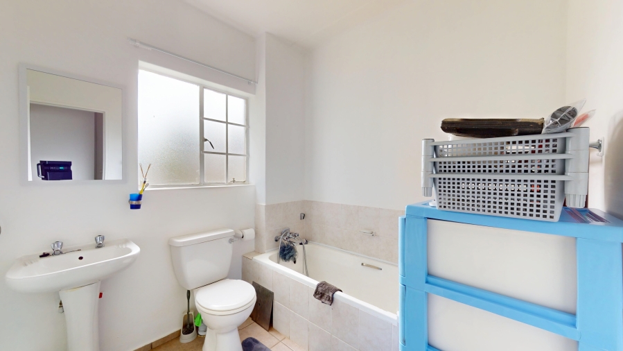 2 Bedroom Property for Sale in Brentwood Gauteng