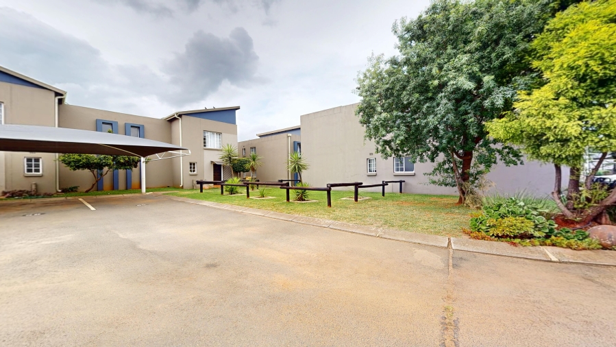2 Bedroom Property for Sale in Brentwood Gauteng