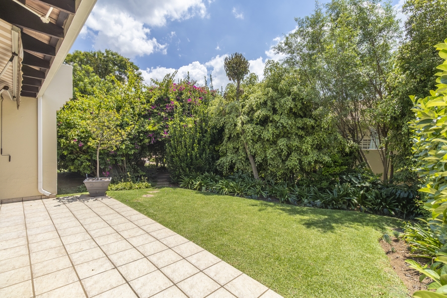 2 Bedroom Property for Sale in Magaliessig Gauteng