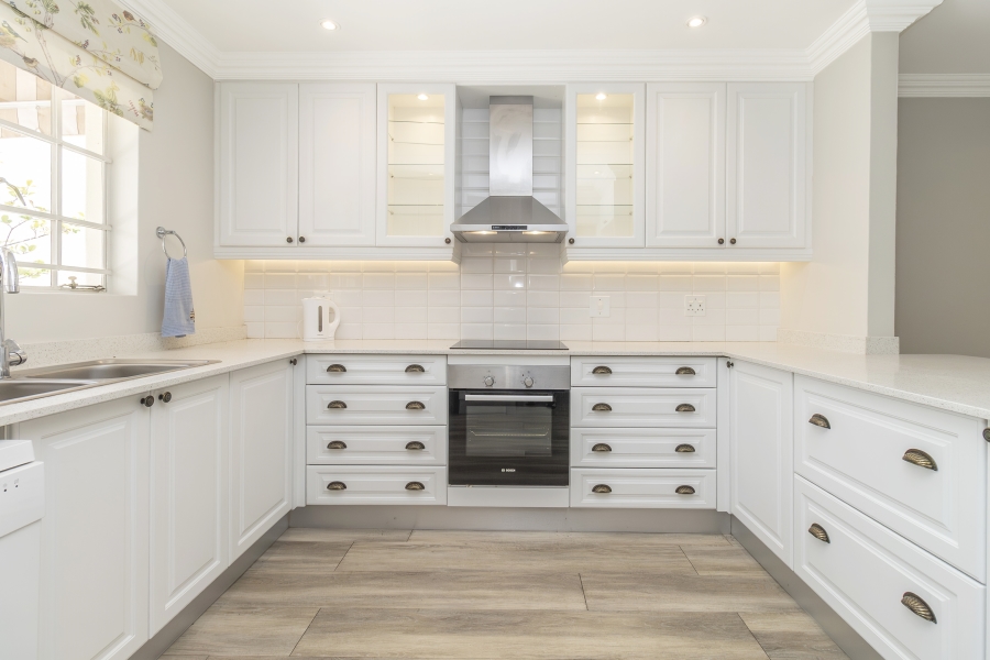 2 Bedroom Property for Sale in Magaliessig Gauteng