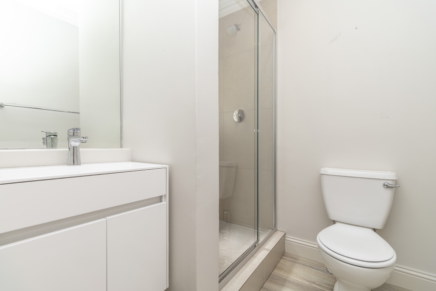 2 Bedroom Property for Sale in Magaliessig Gauteng