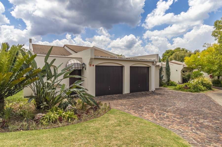 2 Bedroom Property for Sale in Magaliessig Gauteng