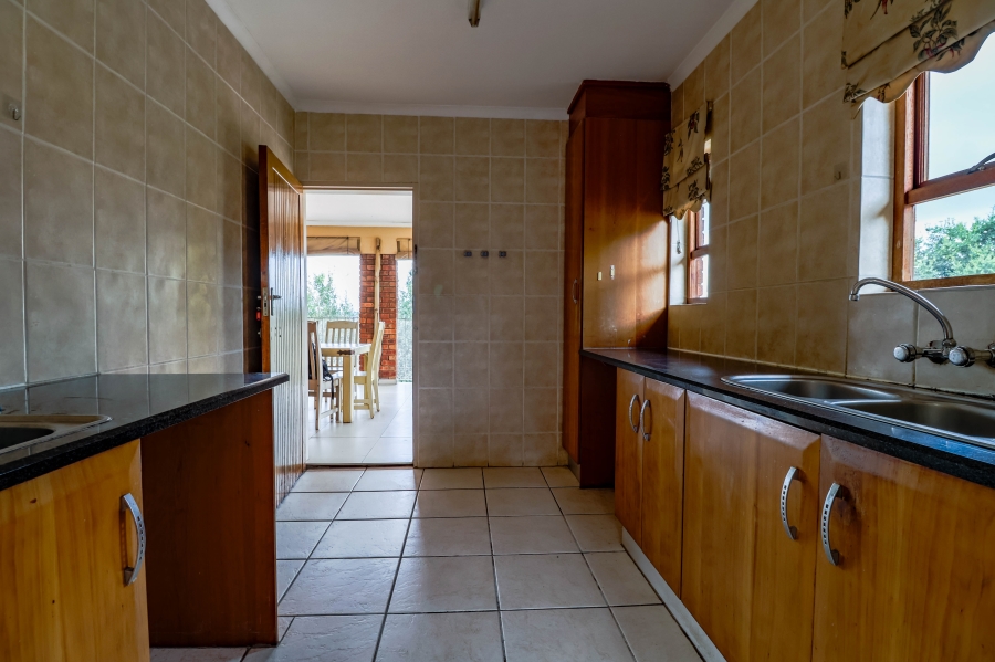 3 Bedroom Property for Sale in Zwartkop Gauteng