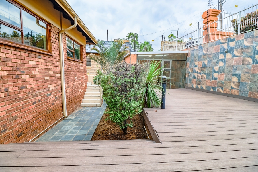 3 Bedroom Property for Sale in Zwartkop Gauteng