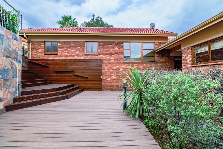 3 Bedroom Property for Sale in Zwartkop Gauteng