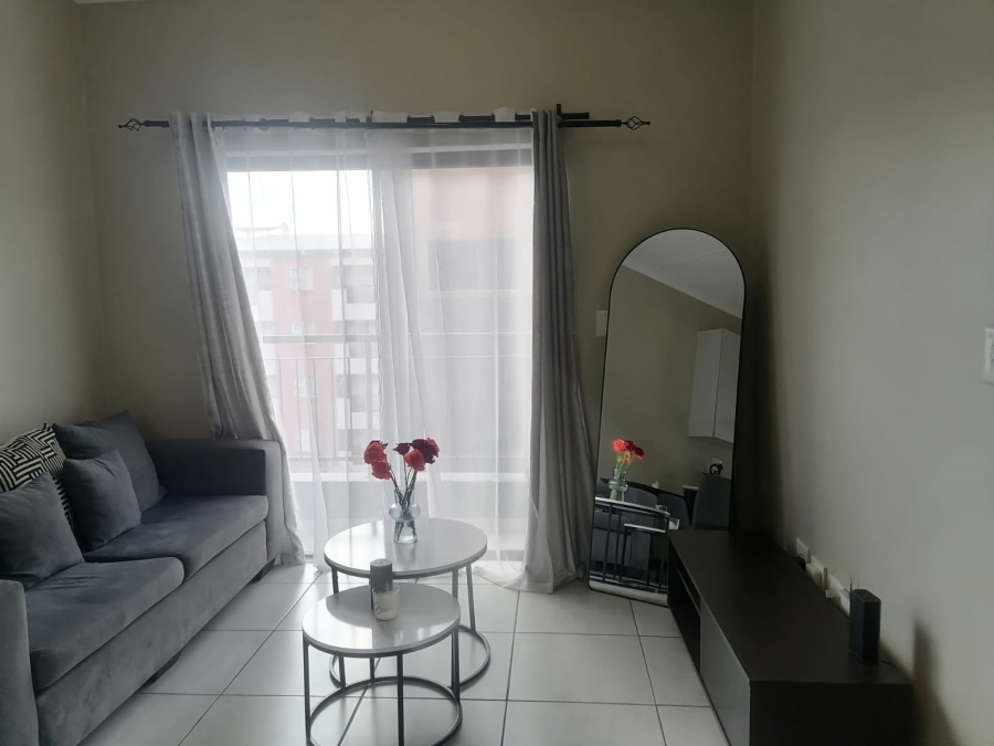 1 Bedroom Property for Sale in Grand Central Gauteng