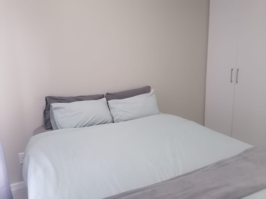1 Bedroom Property for Sale in Grand Central Gauteng