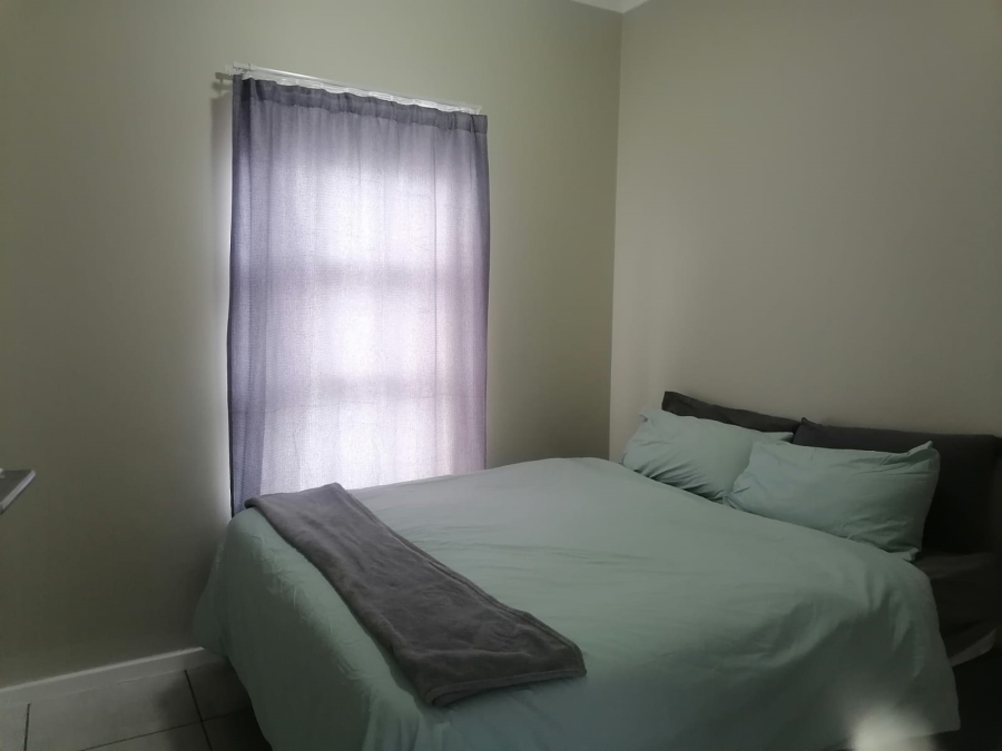 1 Bedroom Property for Sale in Grand Central Gauteng