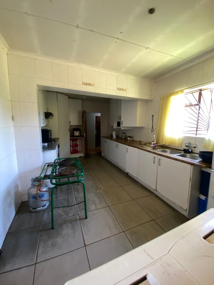 8 Bedroom Property for Sale in Bedworth Park Gauteng