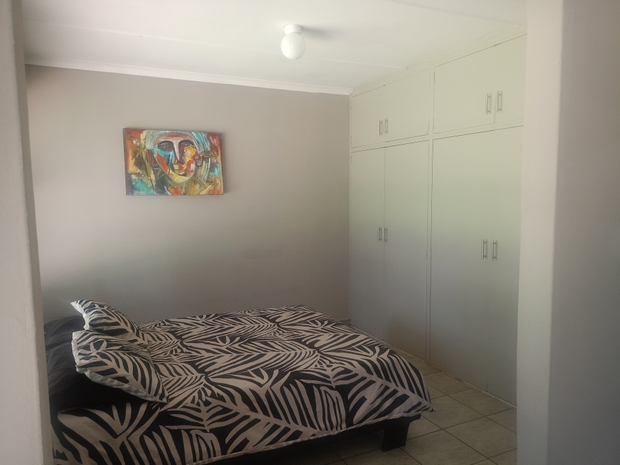 5 Bedroom Property for Sale in Unitas Park Gauteng