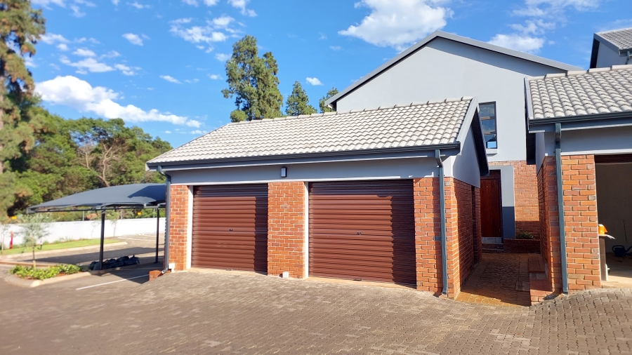 2 Bedroom Property for Sale in Clubview Gauteng