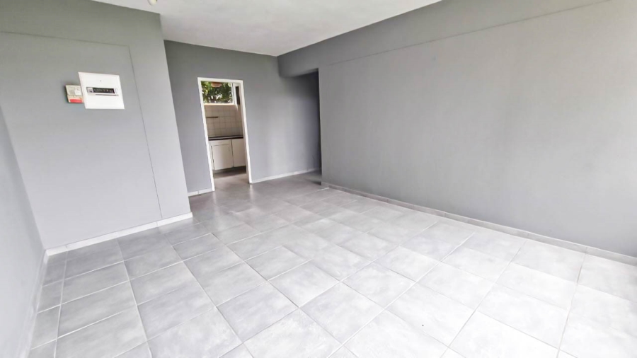 1 Bedroom Property for Sale in Bonaero Park Gauteng