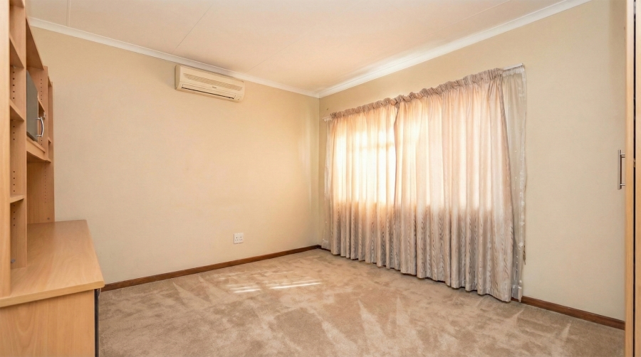 4 Bedroom Property for Sale in Edenburg Gauteng