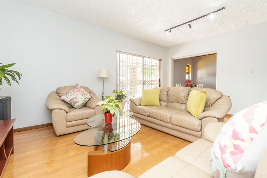 4 Bedroom Property for Sale in Sunninghill Gauteng