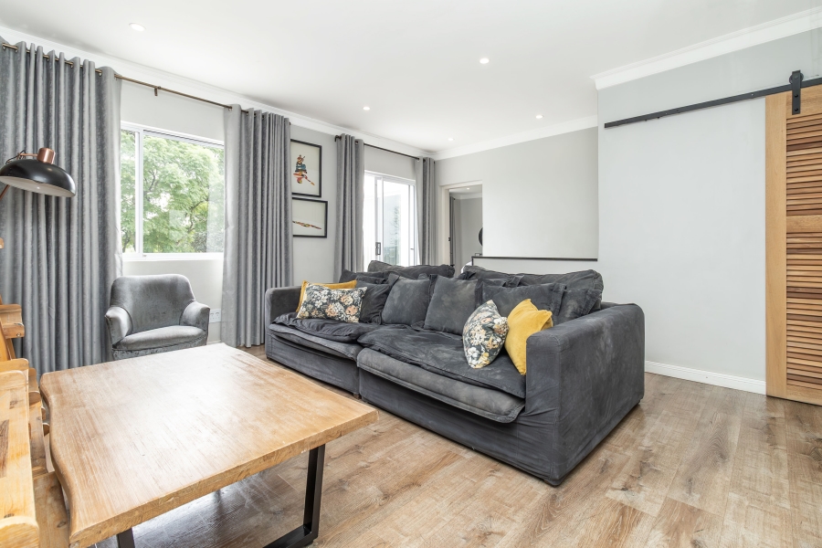 4 Bedroom Property for Sale in Sunninghill Gauteng