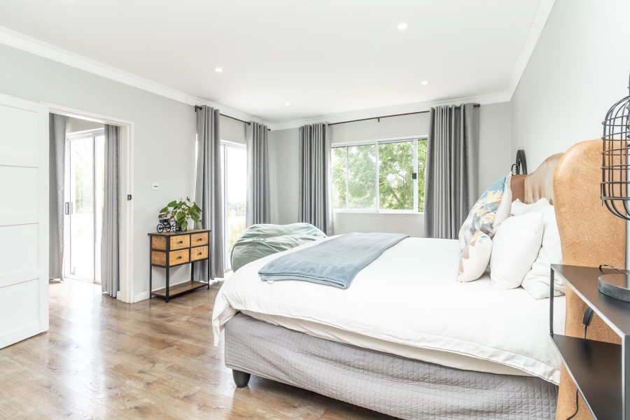 4 Bedroom Property for Sale in Sunninghill Gauteng