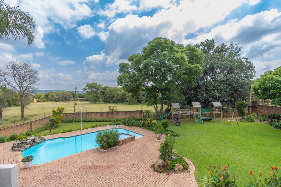 4 Bedroom Property for Sale in Sunninghill Gauteng