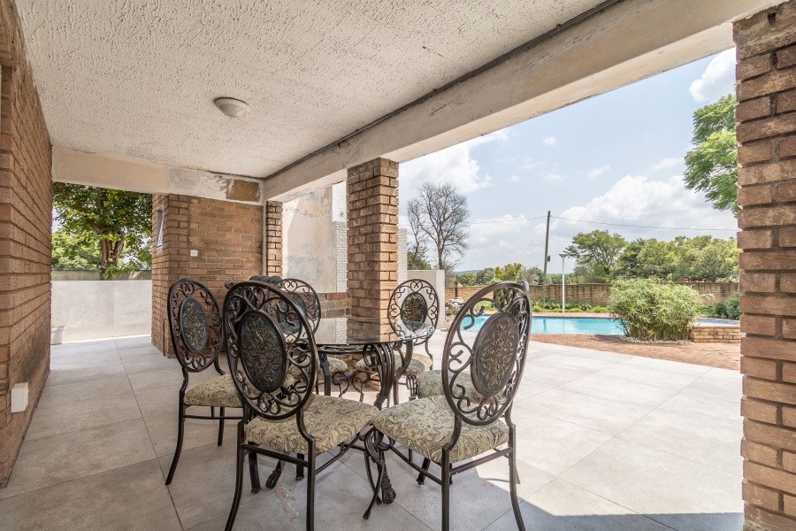 4 Bedroom Property for Sale in Sunninghill Gauteng