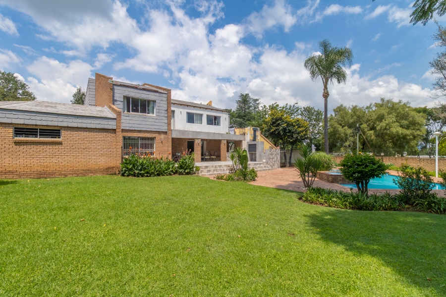 4 Bedroom Property for Sale in Sunninghill Gauteng