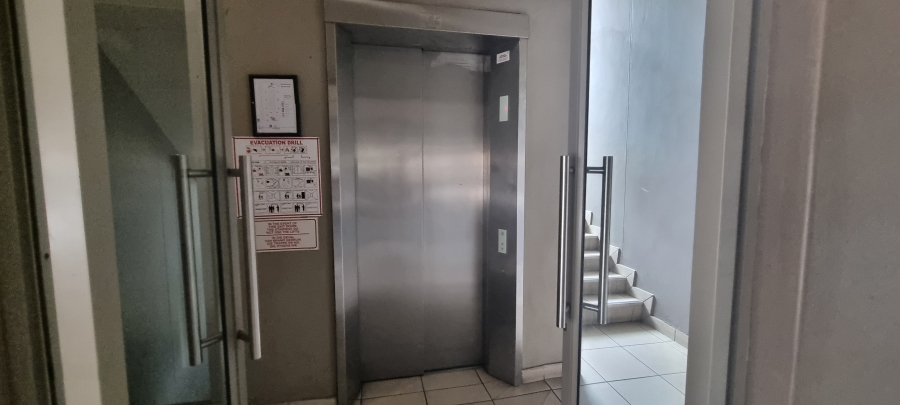 1 Bedroom Property for Sale in Hillcrest Gauteng