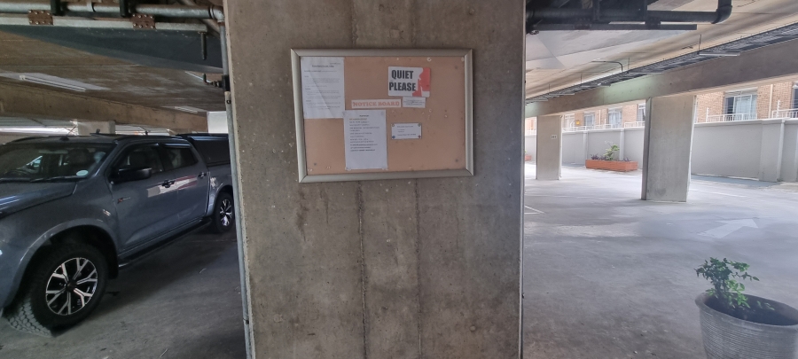 1 Bedroom Property for Sale in Hillcrest Gauteng