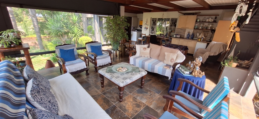 6 Bedroom Property for Sale in Meyerspark Gauteng