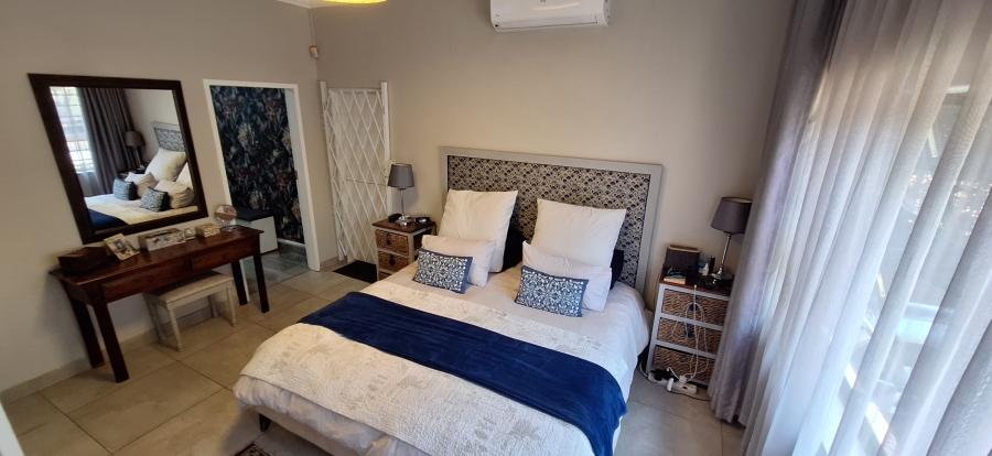 6 Bedroom Property for Sale in Meyerspark Gauteng