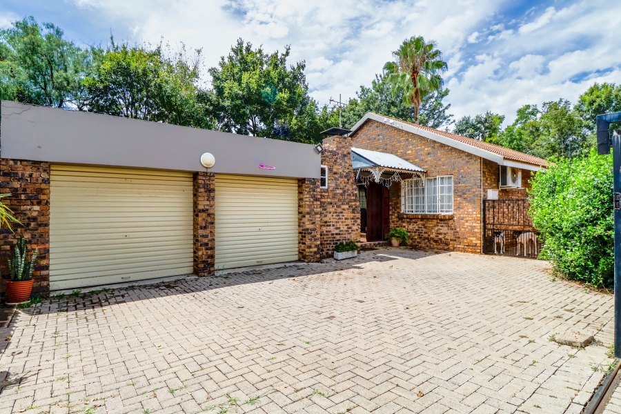 3 Bedroom Property for Sale in Wierda Park Gauteng