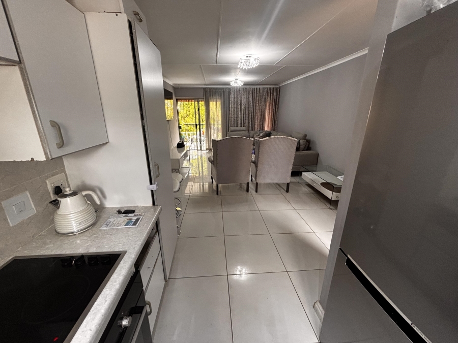 2 Bedroom Property for Sale in Faerie Glen Gauteng