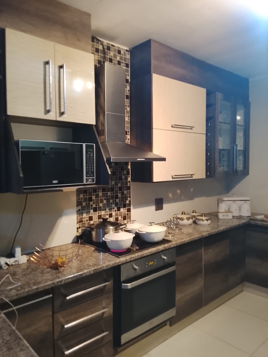 2 Bedroom Property for Sale in Vanderbijlpark CW 3 Gauteng