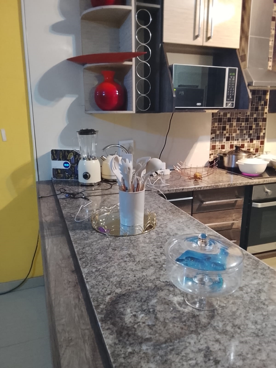 2 Bedroom Property for Sale in Vanderbijlpark CW 3 Gauteng