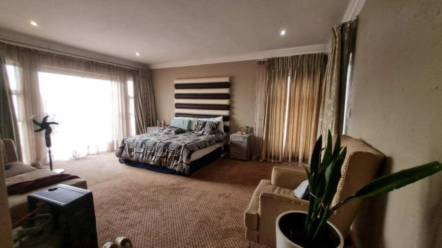 To Let 5 Bedroom Property for Rent in Brooklands Lifestyle Estate Gauteng