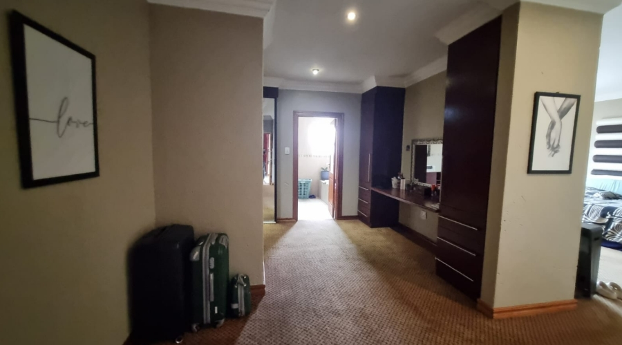 To Let 5 Bedroom Property for Rent in Brooklands Lifestyle Estate Gauteng