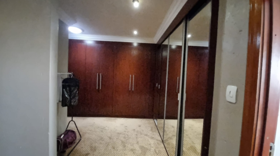To Let 5 Bedroom Property for Rent in Brooklands Lifestyle Estate Gauteng
